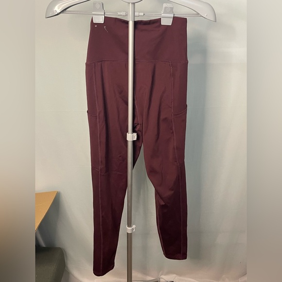 American Eagle everything pocket leggings Burgundy High-Waisted‎ Pants Medium - Picture 5 of 6